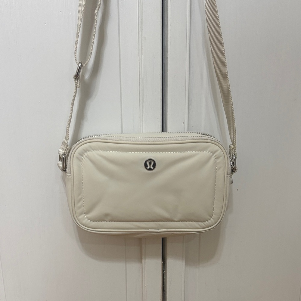 lululemon athletica Cream/White Crossbody Bag